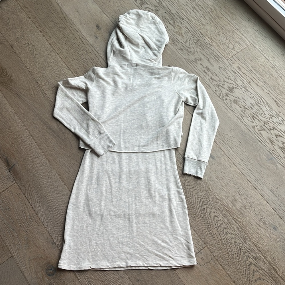 NWOT Monrow Supersoft Double Layer Hoody Dress in Ash Gray (Small) - Picture 14 of 16